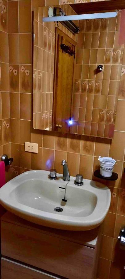 Alojamiento Entero Con Piscina Y Jardin. Оренсе Екстер'єр фото